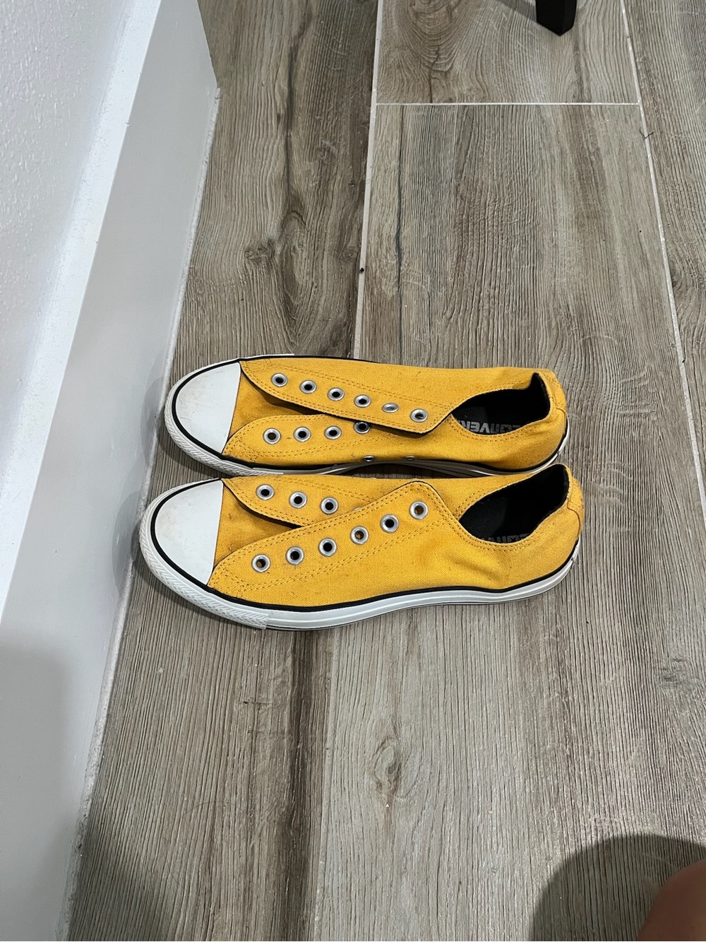 Converse Yellow Canvas Low-Top Slip-On Sneakers - Picture 2 of 4